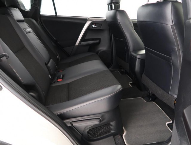 Toyota RAV 4  2.5 Hybrid 