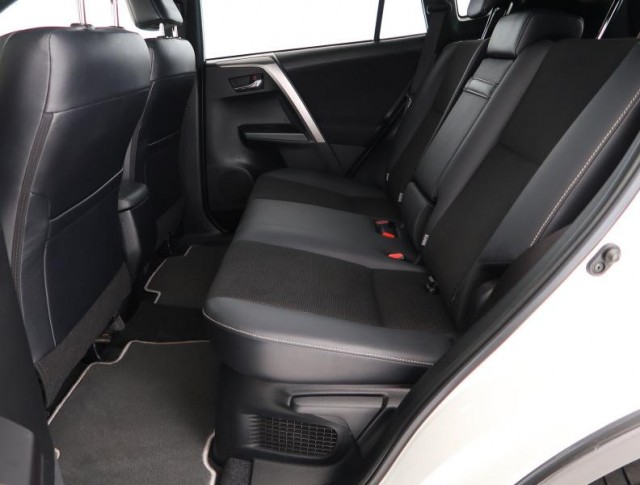Toyota RAV 4  2.5 Hybrid 