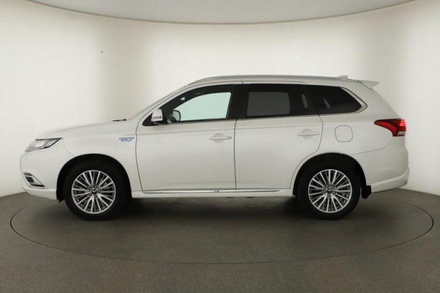 Mitsubishi Outlander  2.4 PHEV 