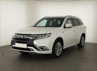 Mitsubishi Outlander  2.4 PHEV 