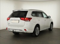 Mitsubishi Outlander  2.4 PHEV 