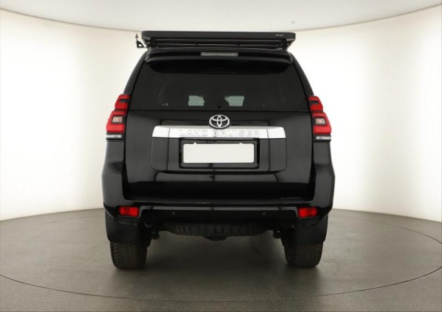 Toyota Land Cruiser  2.8 D-4D 
