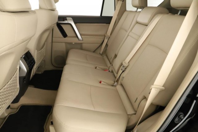 Toyota Land Cruiser  2.8 D-4D 