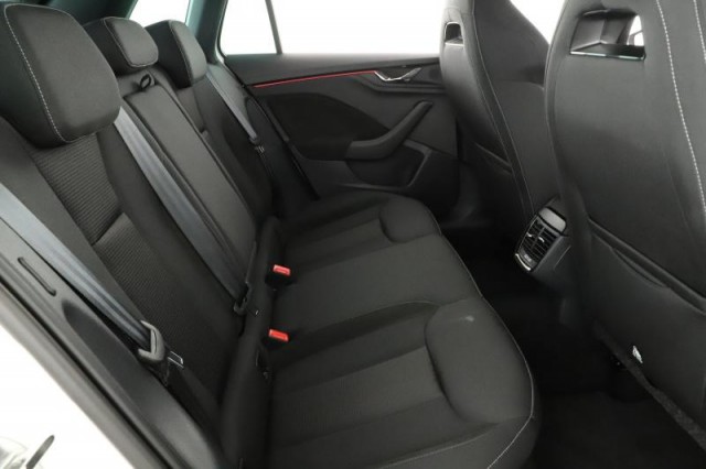 Škoda Kamiq  1.0 TSI Drive
