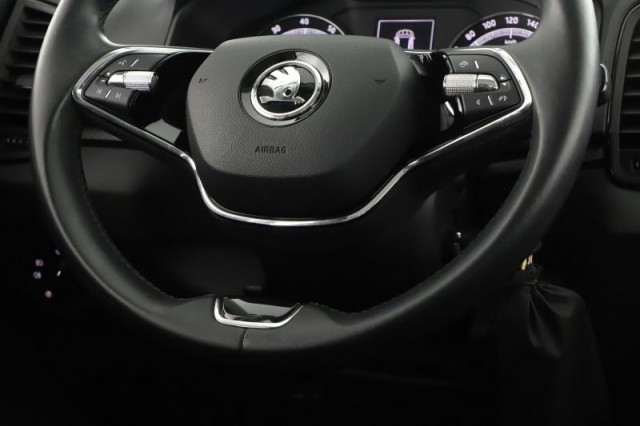 Škoda Karoq  1.0 TSI 