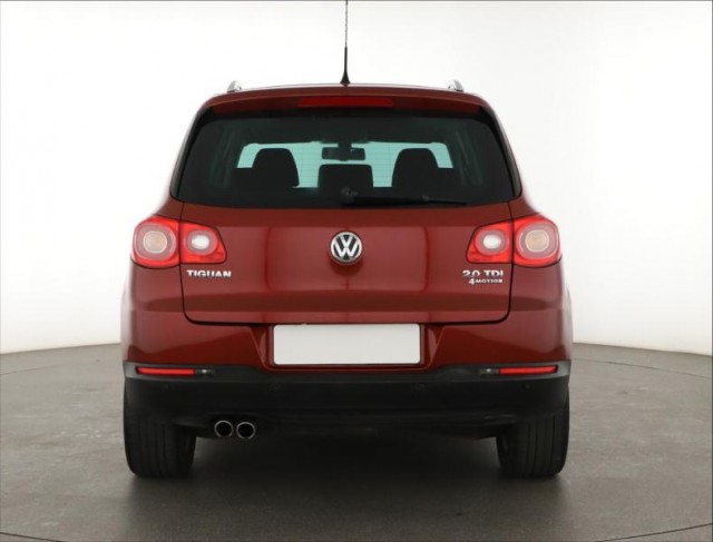 Volkswagen Tiguan  2.0 TDI 