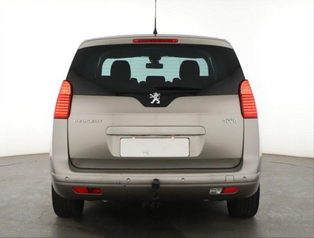 Peugeot 5008  1.6 HDi 