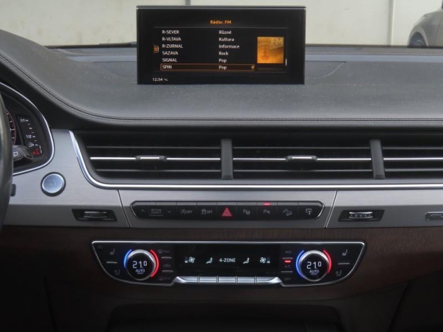 Audi Q7  3.0 TDI 
