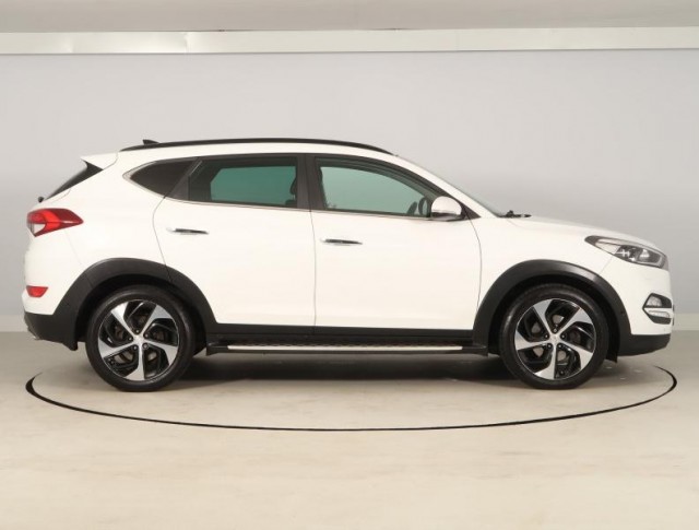Hyundai Tucson  2.0 CRDi Premium