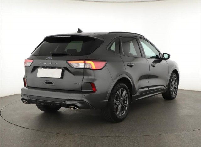Ford Kuga  2.5 Hybrid ST-Line
