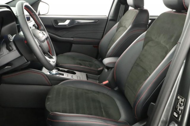 Ford Kuga  2.5 Hybrid ST-Line