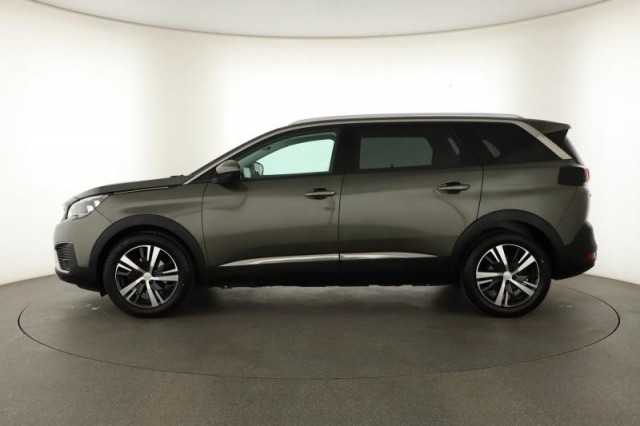 Peugeot 5008  1.5 BlueHDi Allure