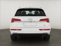 Audi Q5  40 TDI S line