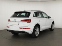 Audi Q5  40 TDI S line