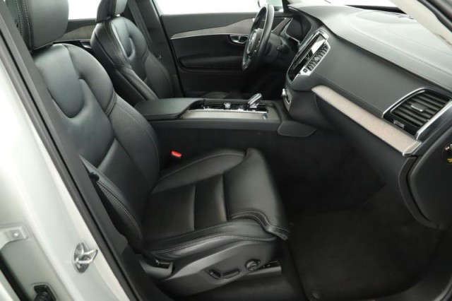 Volvo XC90  B5 AWD Inscription