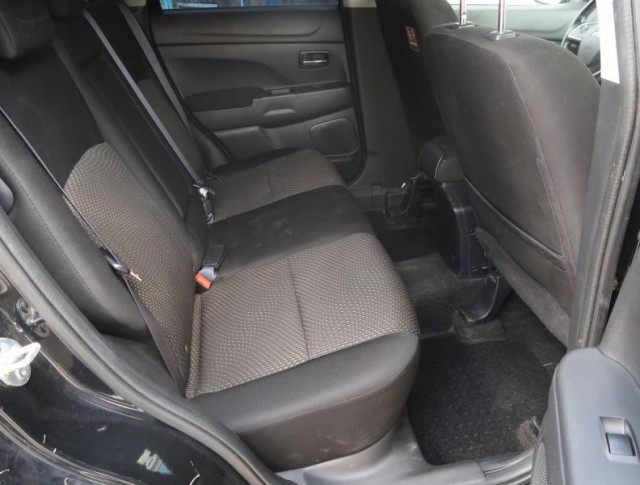 Mitsubishi ASX  1.6 MIVEC 