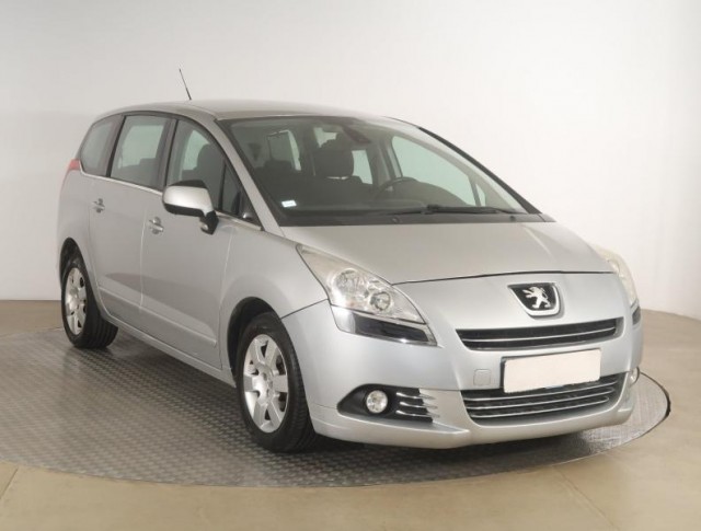 Peugeot 5008  1.6 HDi 