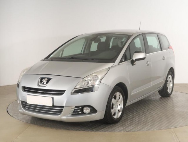 Peugeot 5008  1.6 HDi 