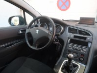 Peugeot 5008  1.6 HDi 