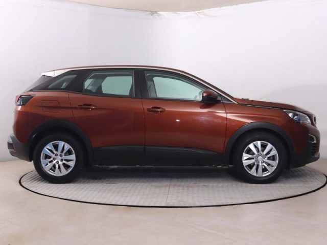 Peugeot 3008  1.2 PureTech 
