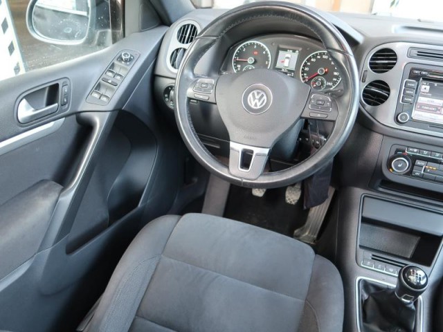 Volkswagen Tiguan  2.0 TDI 