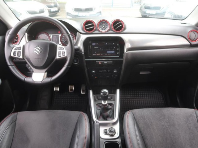 Suzuki Vitara  1.4 BoosterJet 