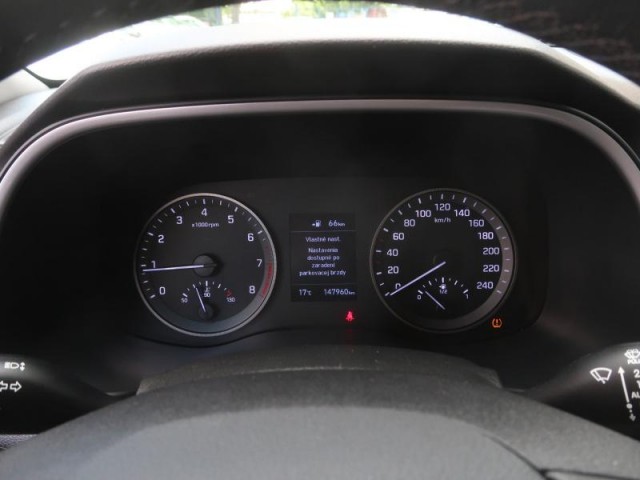 Hyundai Tucson  1.6 GDI Family