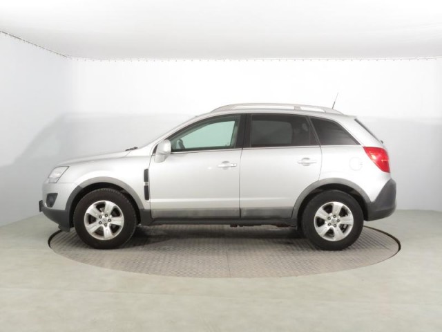 Opel Antara  2.4 
