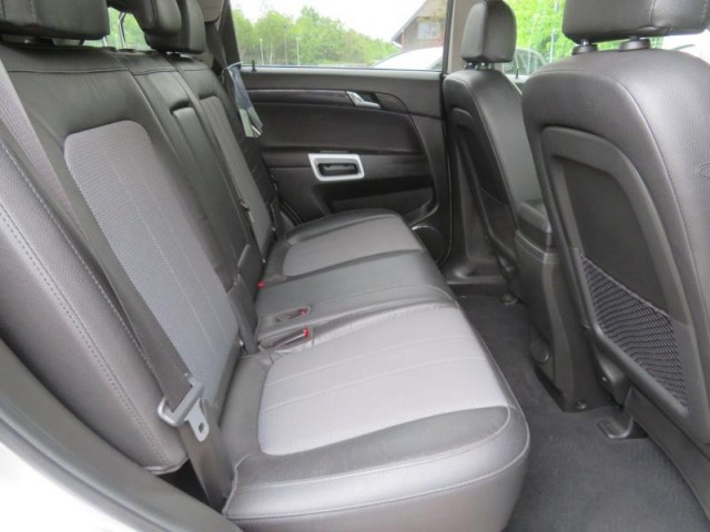 Opel Antara  2.4 