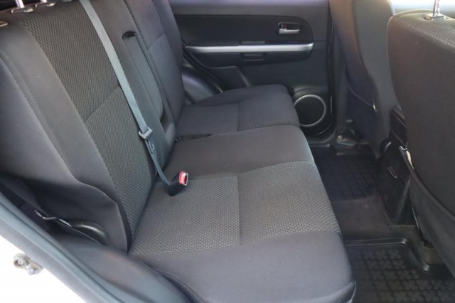 Suzuki Grand Vitara  2.0 