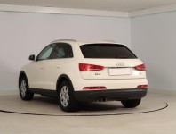 Audi Q3  2.0 TDI basis