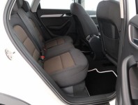 Audi Q3  2.0 TDI basis