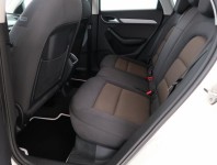 Audi Q3  2.0 TDI basis