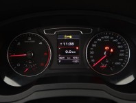 Audi Q3  2.0 TDI basis