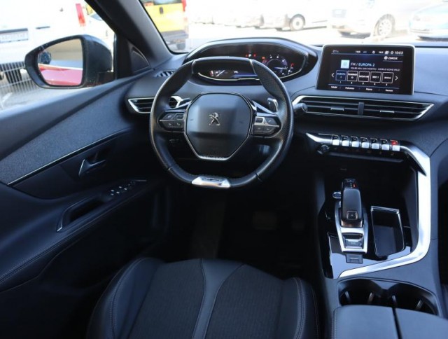 Peugeot 5008  1.5 BlueHDi GT Line