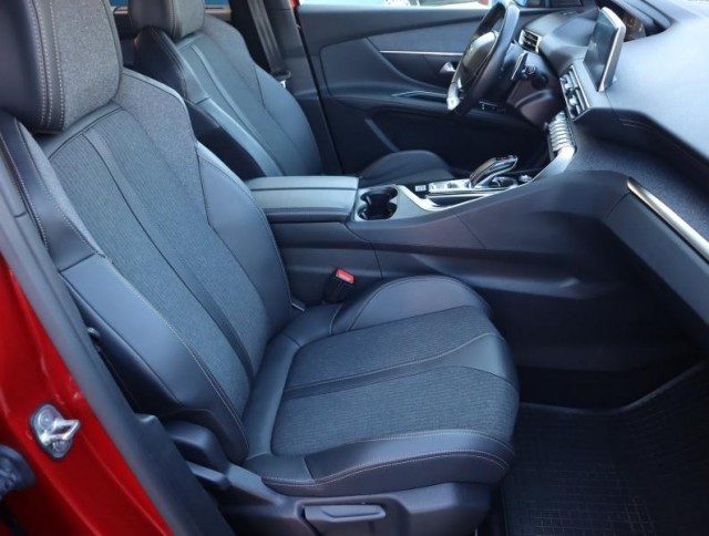 Peugeot 5008  1.5 BlueHDi GT Line