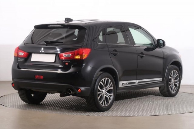 Mitsubishi ASX  1.6 MIVEC Instyle