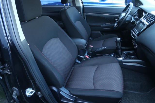 Mitsubishi ASX  1.6 MIVEC Instyle