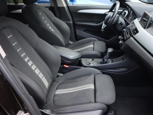 BMW X1  sDrive18i 