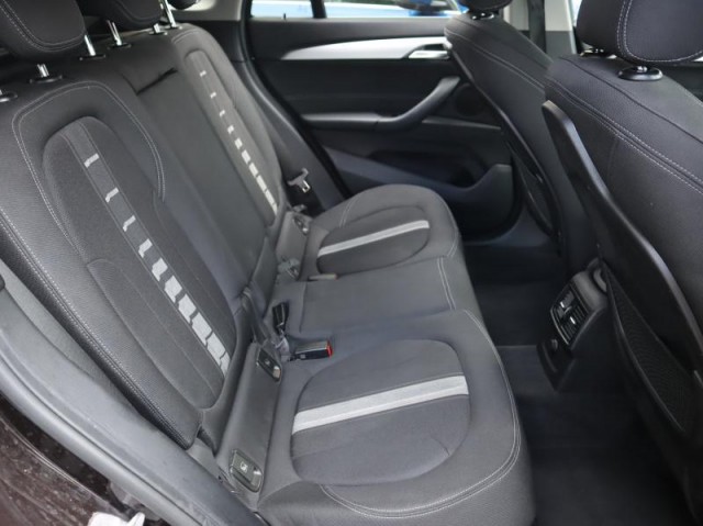 BMW X1  sDrive18i 