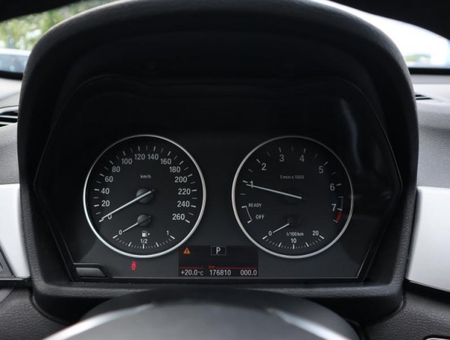 BMW X1  sDrive18i 