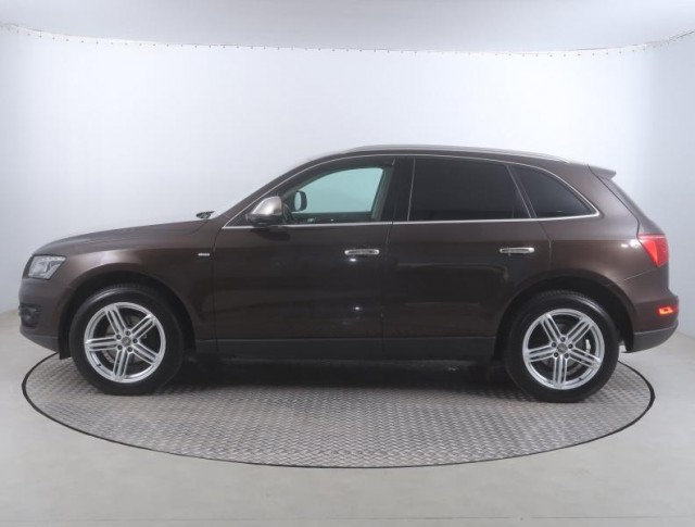 Audi Q5  2.0 TDI sport