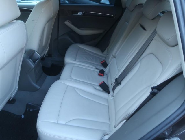 Audi Q5  2.0 TDI sport