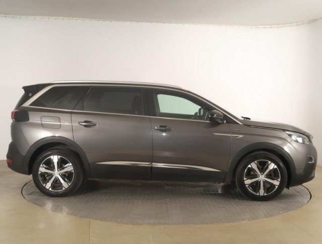 Peugeot 5008  PureTech 130 GT Line