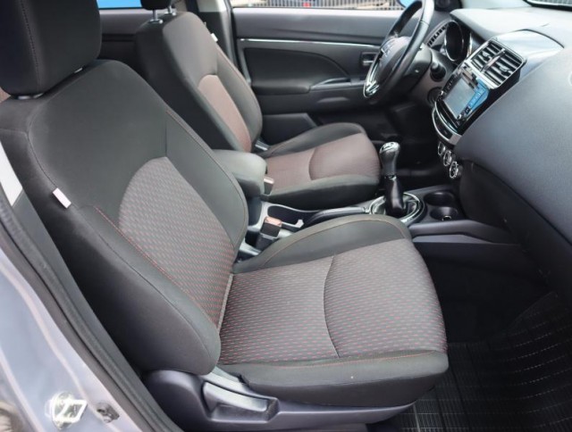 Mitsubishi ASX  1.6 MIVEC Intense