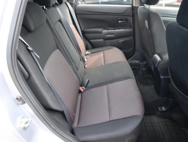 Mitsubishi ASX  1.6 MIVEC Intense