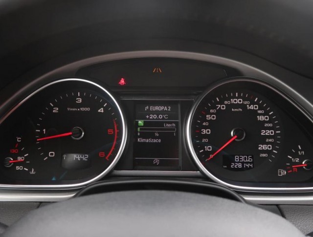 Audi Q7  3.0 TDI S-Line
