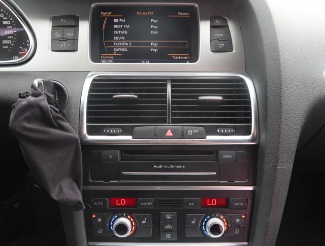 Audi Q7  3.0 TDI S-Line