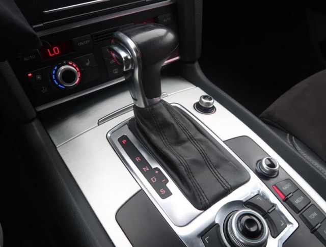 Audi Q7  3.0 TDI S-Line