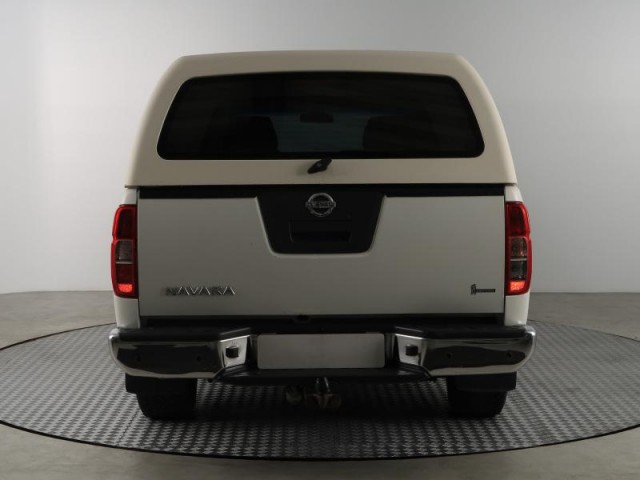 Nissan Navara  2.5 D Trek -1°